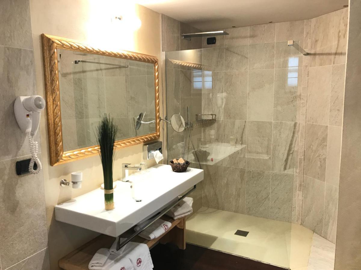 Relais Du Chateau Blanc ラ・トゥイール エクステリア 写真